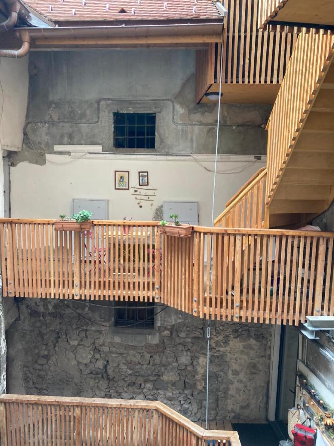 Gite Urbain Au 2Bis - Annecy Exterior photo